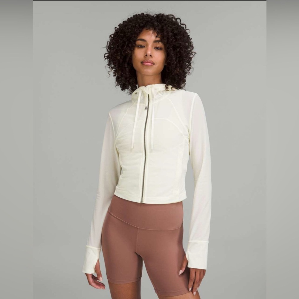 🦄Lululemon Nulu and Mesh Cropped Define Jacket